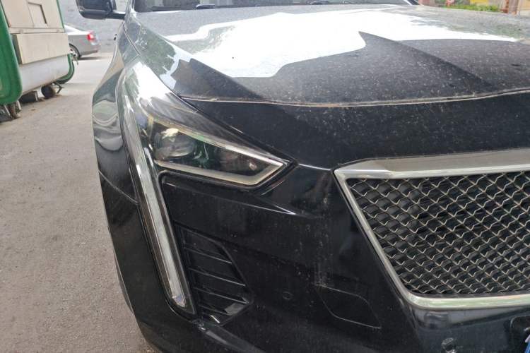 Used Cadillac CT6 2019 28T Leading Sport Model Right Front Headlight