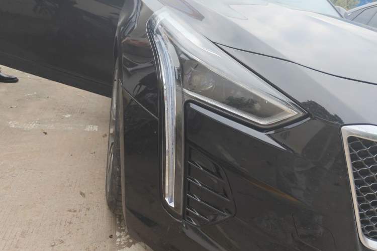 Used Cadillac CT6 2019 28T Leading Sport Model Right Front Headlight