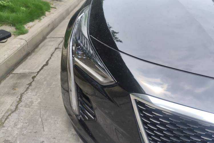 Used Cadillac CT6 2019 28T Luxury Model Right Front Headlight