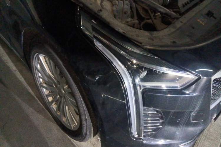 Used Cadillac CT6 2019 28T Fashion Edition Right Front Headlight