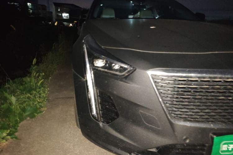 Used Cadillac CT6 2019 28T Fashion Edition Right Front Headlight