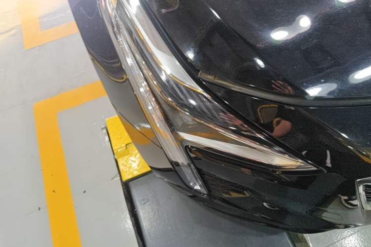 Used Cadillac CT6 2019 28T Fashion Edition Right Front Headlight