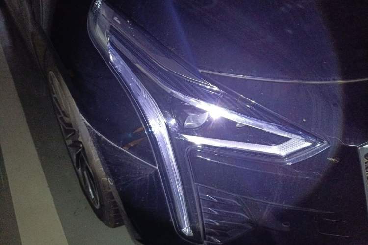 Used Cadillac CT6 2019 28T Leading Sport Model Right Front Headlight