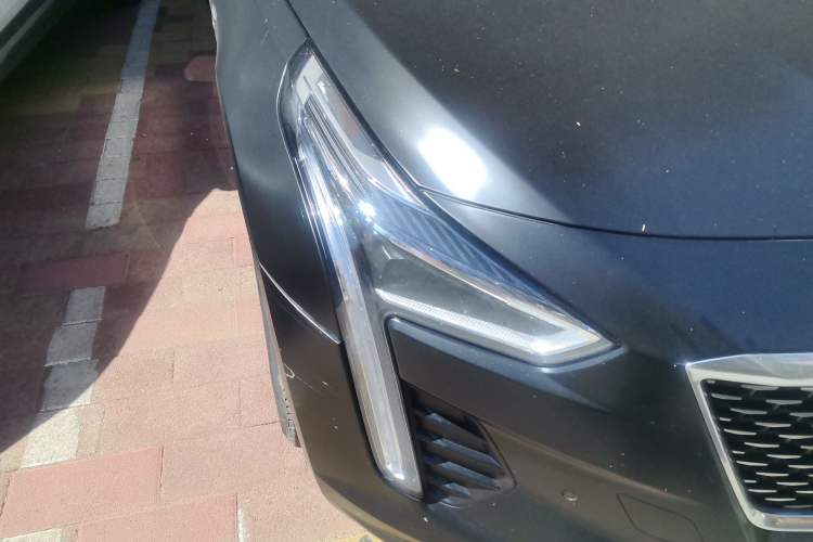 Used Cadillac CT6 2019 28T Luxury Model Right Front Headlight