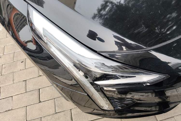 Used Cadillac CT6 2019 28T Luxury Model Right Front Headlight
