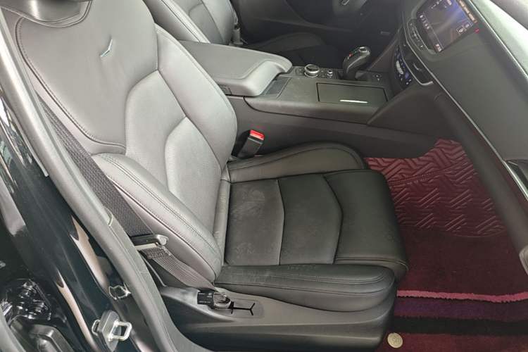 Used Cadillac CT6 2019 28T Elite Edition Right Front Seat