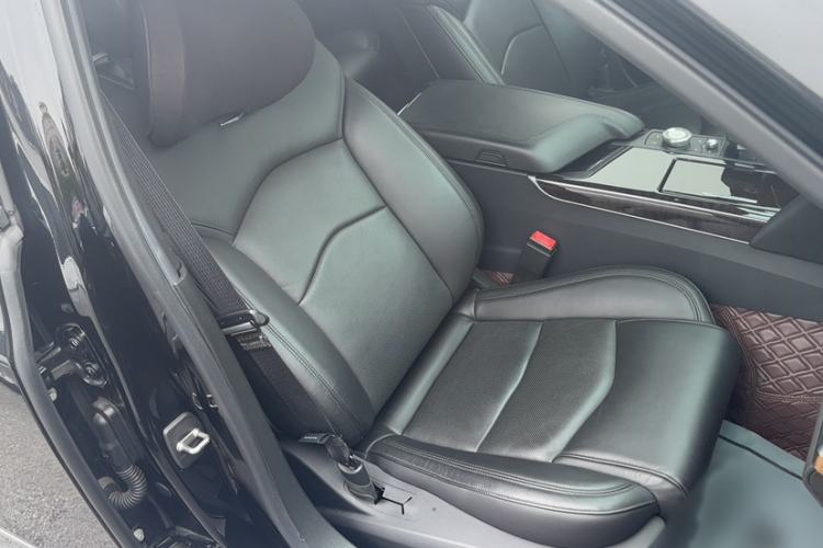 Used Cadillac CT6 2019 28T Luxury Model Right Front Seat