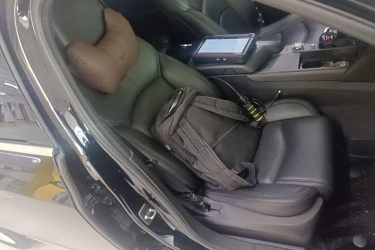 Used Cadillac CT6 2019 28T Luxury Model Right Front Seat