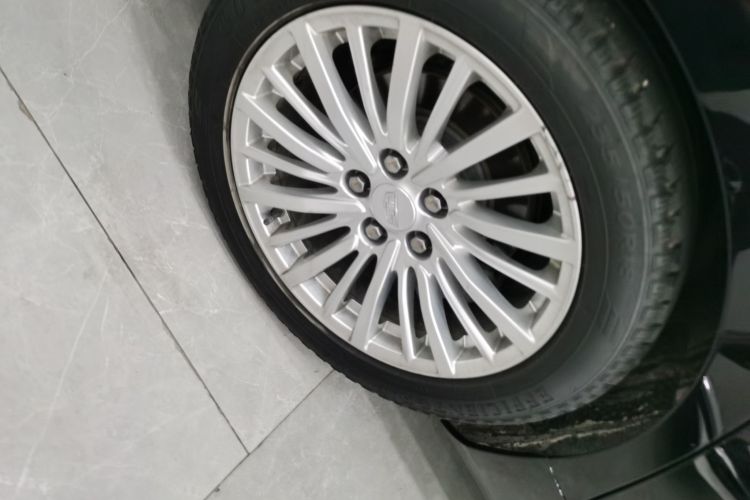 Used Cadillac CT6 2019 28T Luxury Model Right Rear Wheel Hub