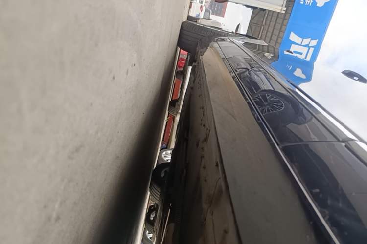 Used Cadillac CT6 2019 28T Luxury Model Right Side Sill