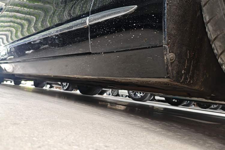 Used Cadillac CT6 2019 28T Elite Edition Right Side Sill