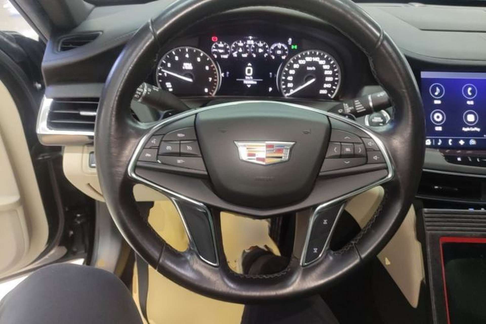 Used Cadillac CT6 2019 28T Fashion Edition Steering Wheel