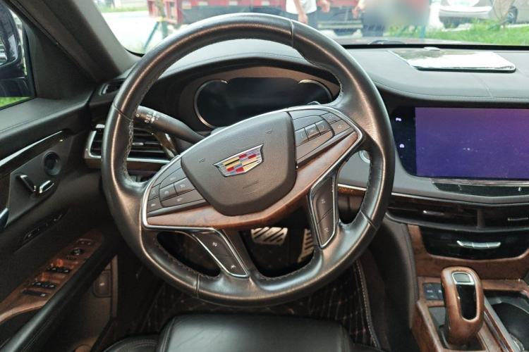 Used Cadillac CT6 2019 28T Luxury Model Steering Wheel