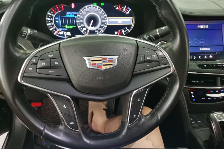 Used Cadillac CT6 2019 28T Luxury Model Steering Wheel