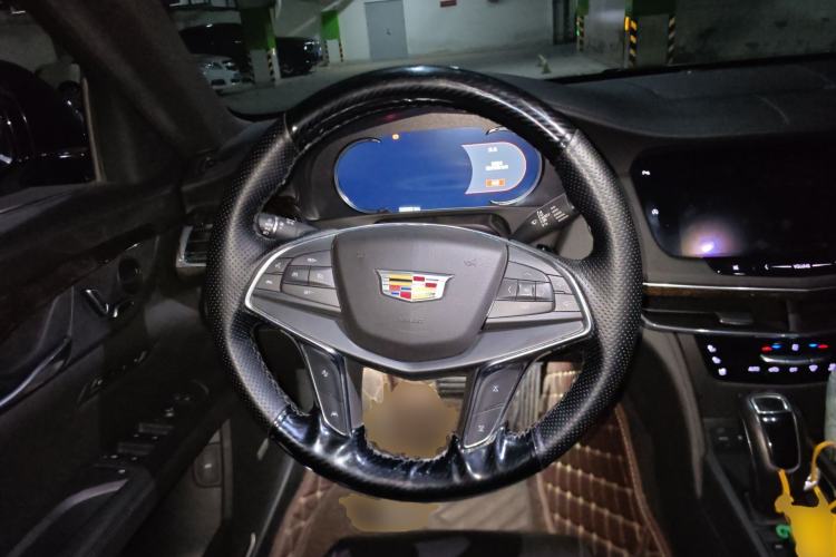 Used Cadillac CT6 2019 28T Luxury Model Steering Wheel