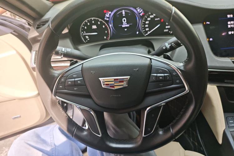 Used Cadillac CT6 2019 28T Fashion Edition Steering Wheel
