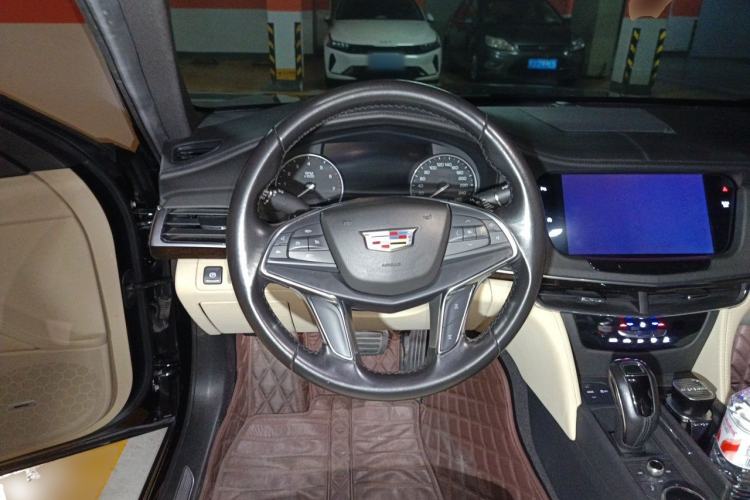 Used Cadillac CT6 2019 28T Fashion Edition Steering Wheel