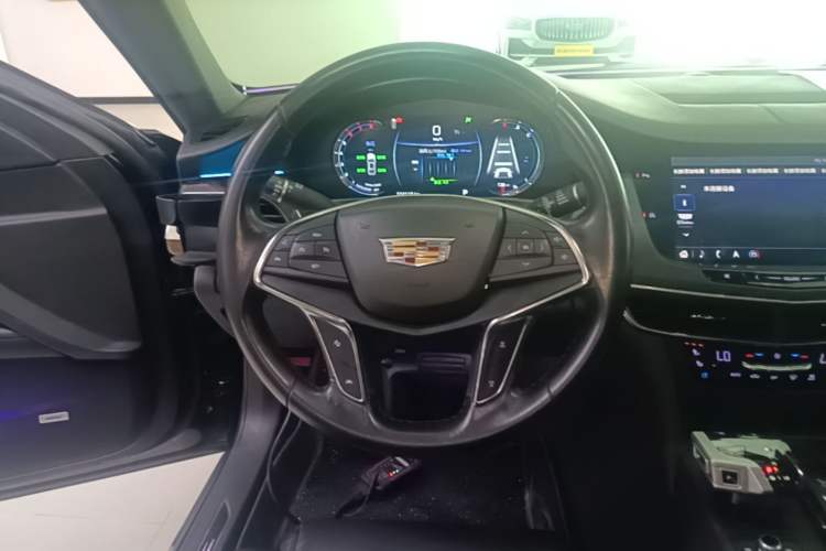 Used Cadillac CT6 2019 28T Luxury Model Steering Wheel