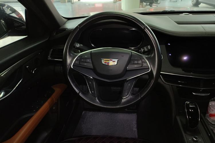 Used Cadillac CT6 2019 28T Luxury Model Steering Wheel