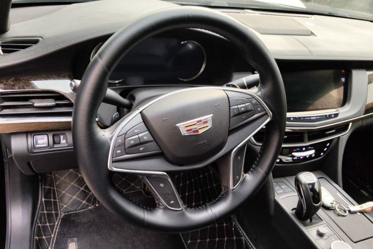 Used Cadillac CT6 2019 28T Luxury Model Steering Wheel