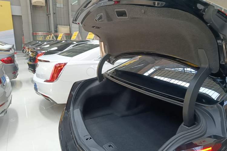 Used Cadillac CT6 2019 28T Luxury Model Trunk