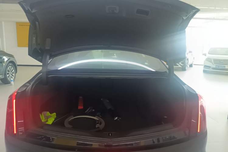 Used Cadillac CT6 2019 28T Luxury Model Trunk