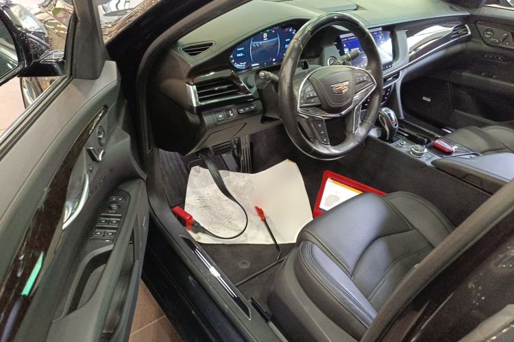 Used Cadillac CT6 2019 40T Platinum Edition Driver Seat