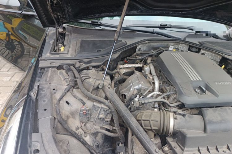 Used Cadillac CT6 2019 28T Leading Sport Model Engine Bay Right