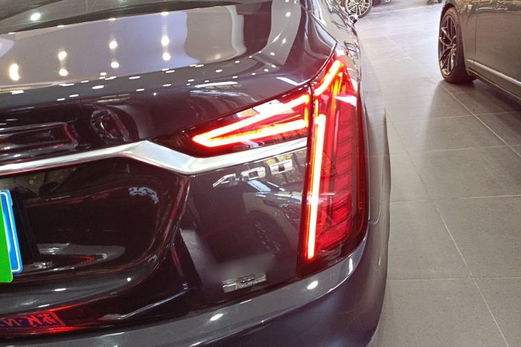 Used Cadillac CT6 2019 40T Platinum Edition Exterior 3