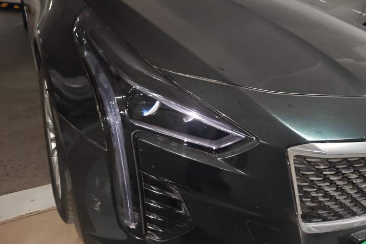 Used Cadillac CT6 2019 28T Luxury Model Right Front Headlight