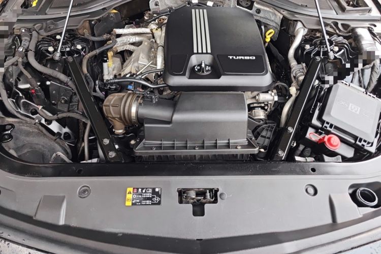 Used Cadillac CT6 2019 28T Fashion Edition Engine Bay