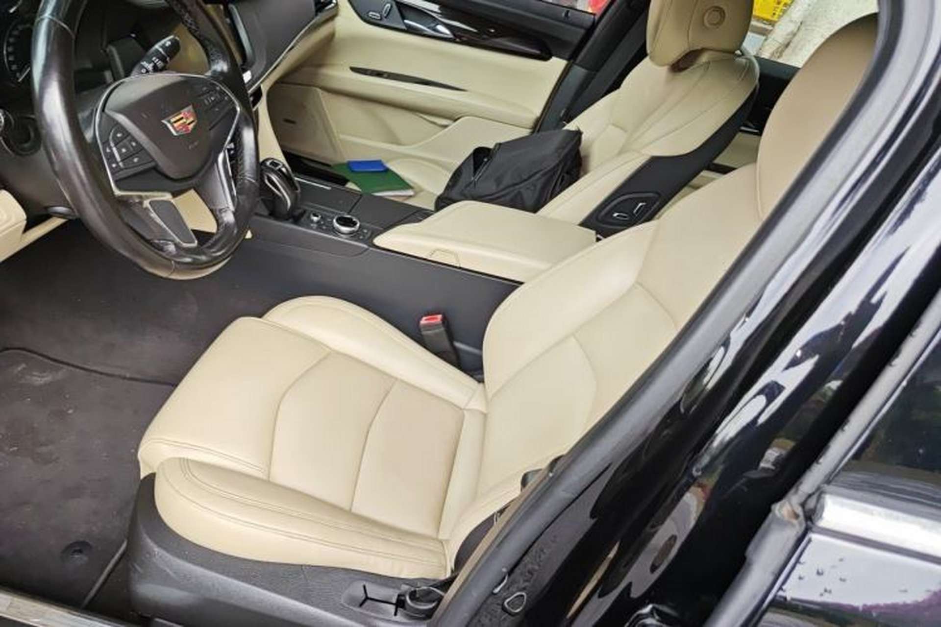 Used Cadillac CT6 2019 28T Fashion Edition Left Front Seat