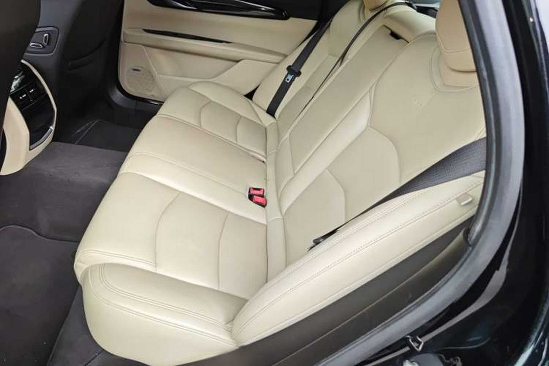 Used Cadillac CT6 2019 28T Fashion Edition Left Rear Seat