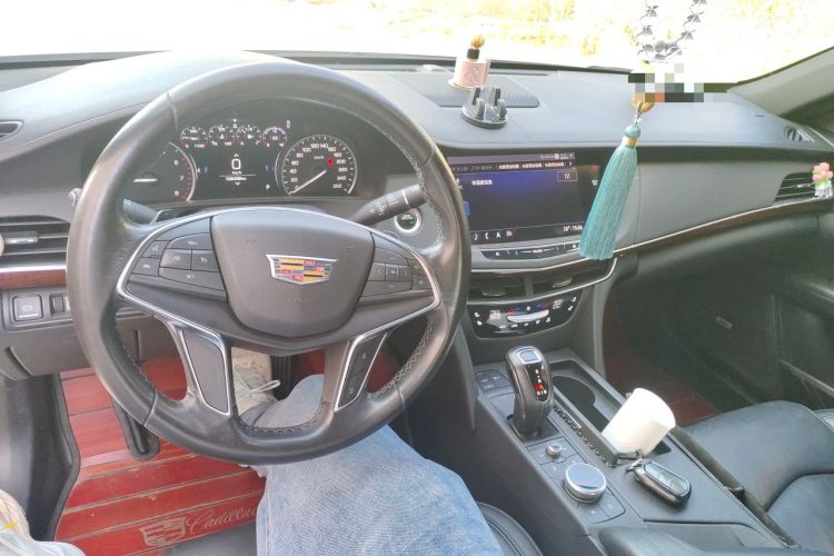 Used Cadillac CT6 2019 28T Elite Edition Center Console
