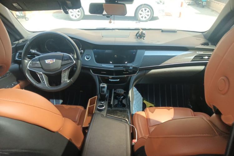 Used Cadillac CT6 2019 28T Luxury Model Center Console