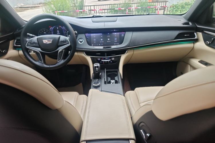 Used Cadillac CT6 2019 28T Fashion Edition Center Console