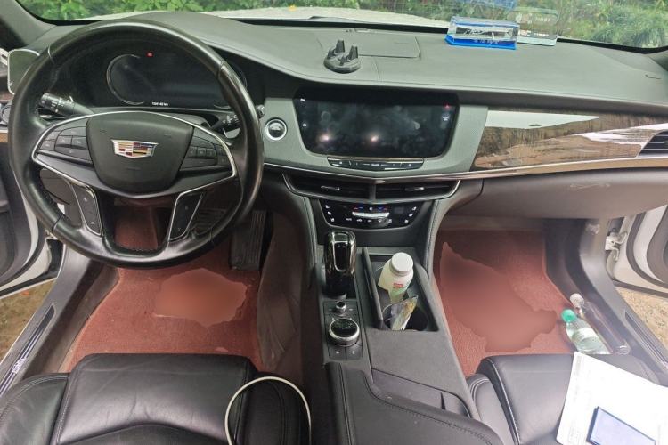 Used Cadillac CT6 2019 28T Luxury Model Center Console