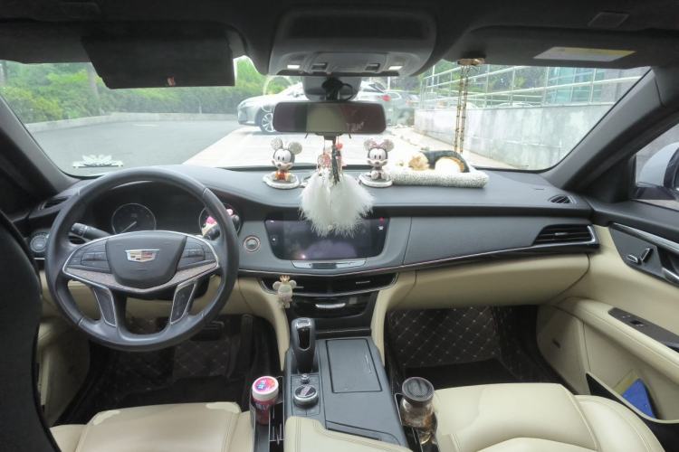 Used Cadillac CT6 2019 28T Fashion Edition Center Console