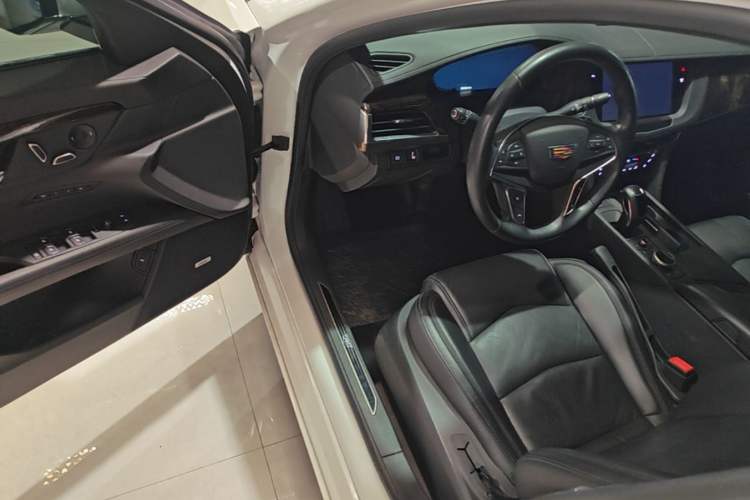 Used Cadillac CT6 2019 28T Luxury Model Driver Seat