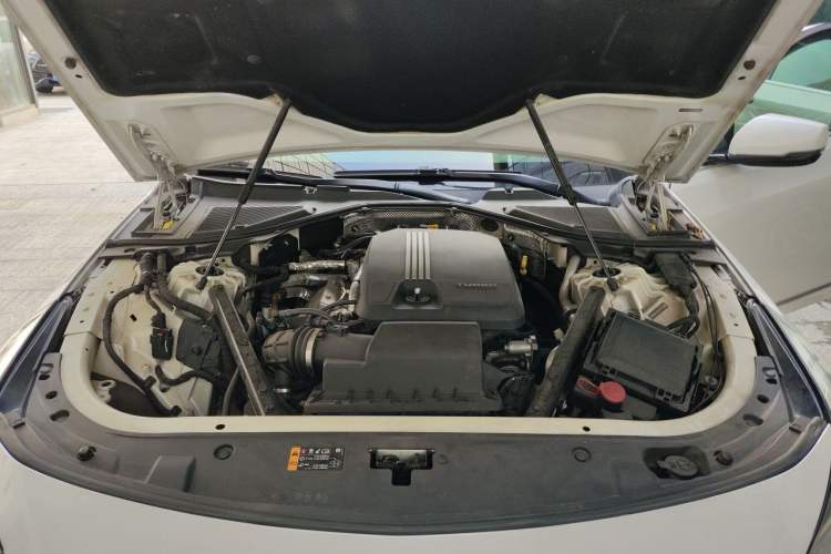 Used Cadillac CT6 2019 28T Luxury Model Engine Bay