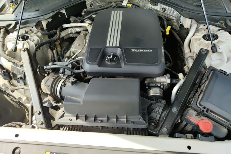 Used Cadillac CT6 2019 28T Fashion Edition Engine Bay