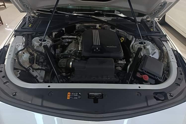 Used Cadillac CT6 2019 28T Fashion Edition Engine Bay