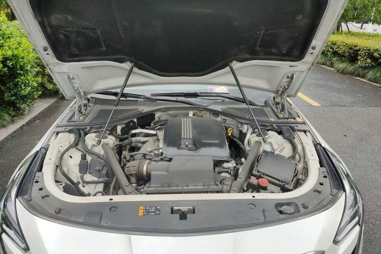 Used Cadillac CT6 2019 28T Leading Sport Model Engine Bay