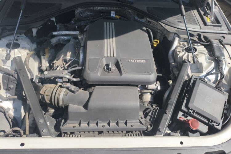 Used Cadillac CT6 2019 28T Fashion Edition Engine Bay