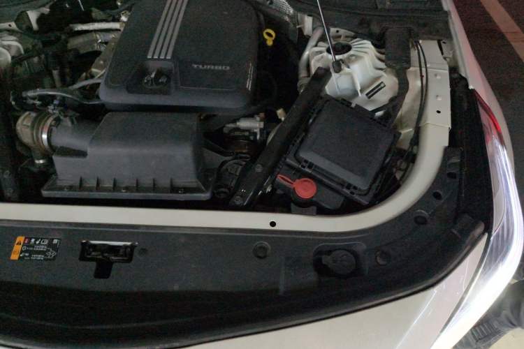 Used Cadillac CT6 2019 28T Fashion Edition Engine Bay Left