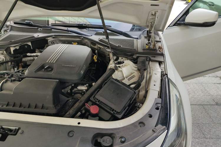Used Cadillac CT6 2019 28T Luxury Model Engine Bay Left