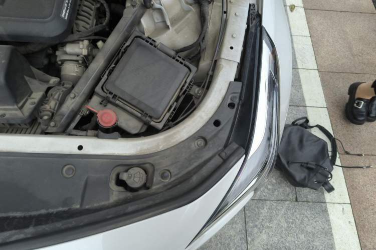 Used Cadillac CT6 2019 28T Fashion Edition Engine Bay Left