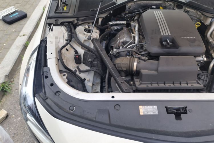 Used Cadillac CT6 2019 28T Fashion Edition Engine Bay Right