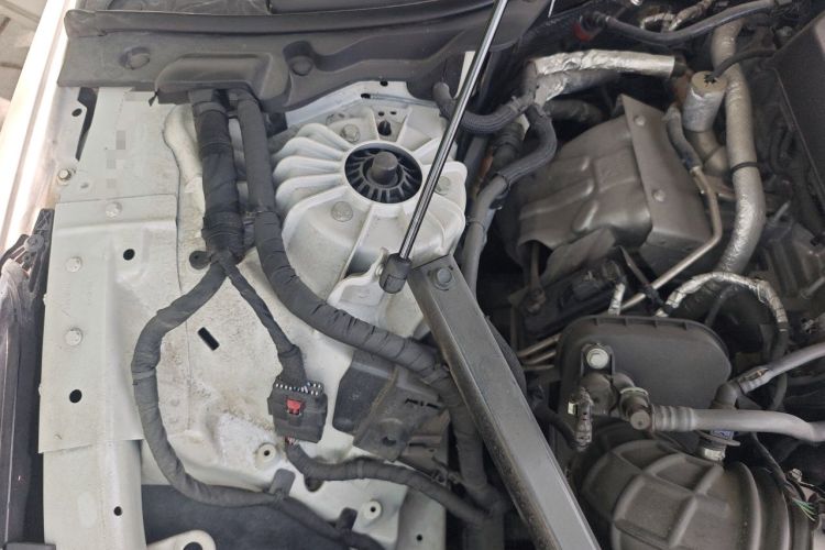 Used Cadillac CT6 2019 28T Fashion Edition Engine Bay Right