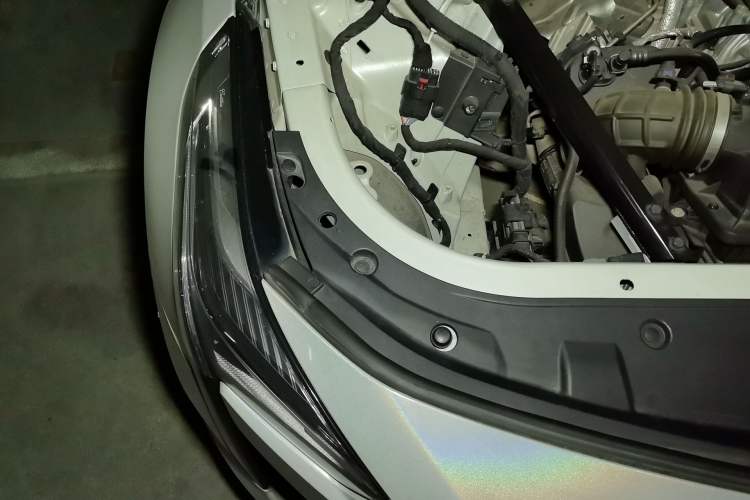 Used Cadillac CT6 2019 28T Elite Edition Engine Bay Right